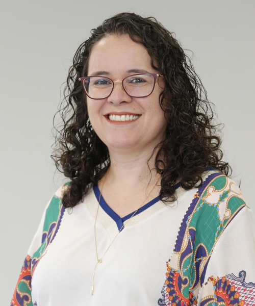 Profa. Dra. Luciana de Almeida Silva Teixeira